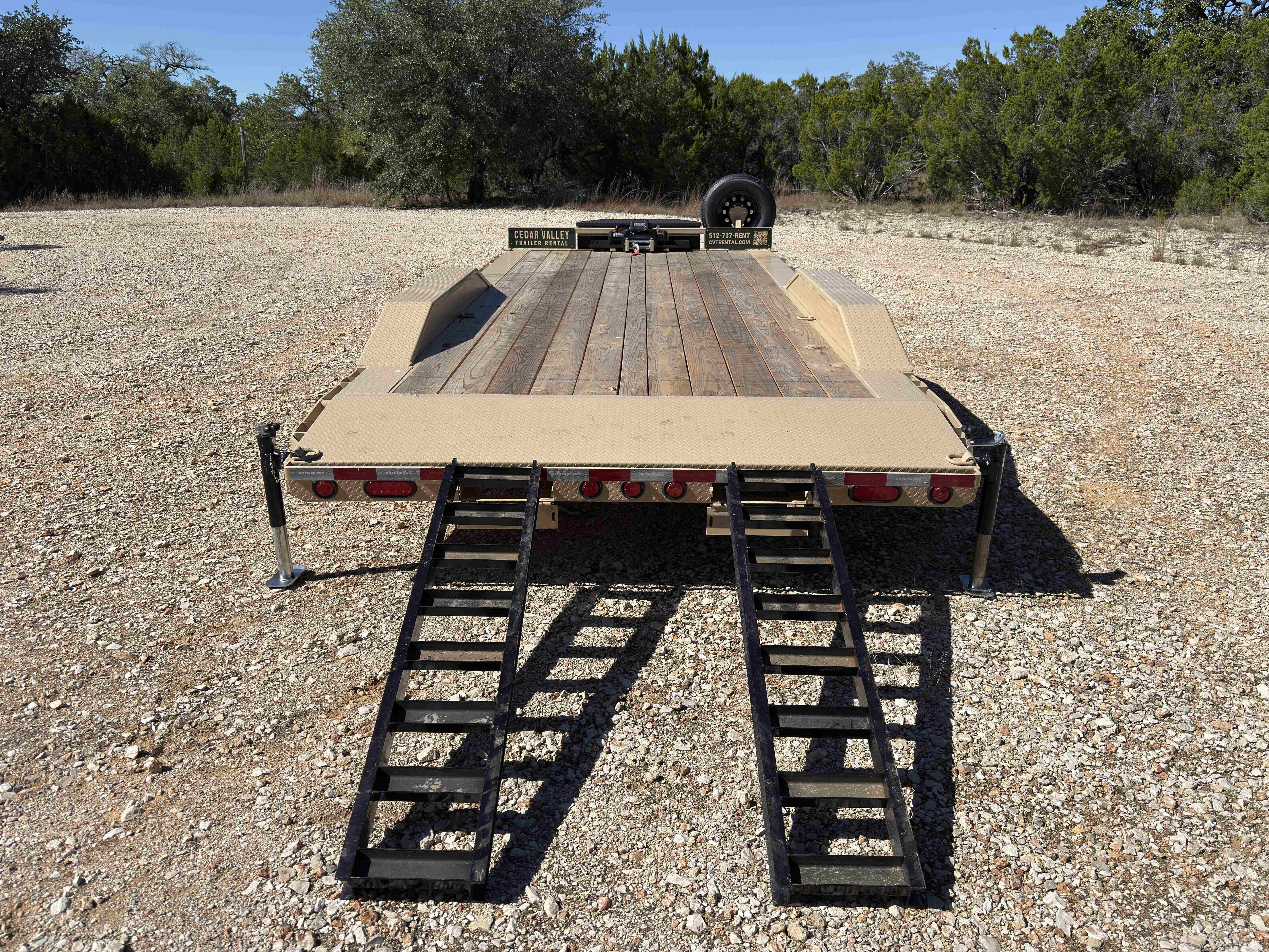 20' Car Hauler additional view 3 - detailed photo of PJ Car Hauler rental